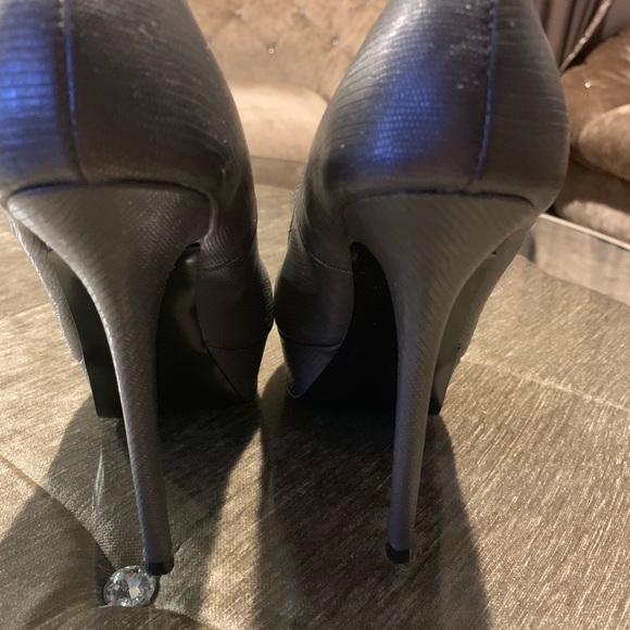 Steve Madden Open Toe Heels - Picture 3 of 4